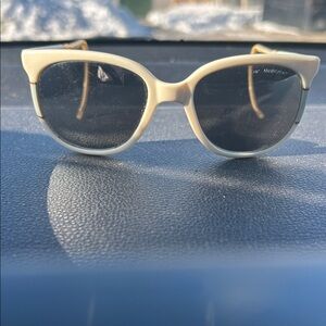 🇫🇷Club Mediterranee Vintage Designer Stylish Cream Sunglasses